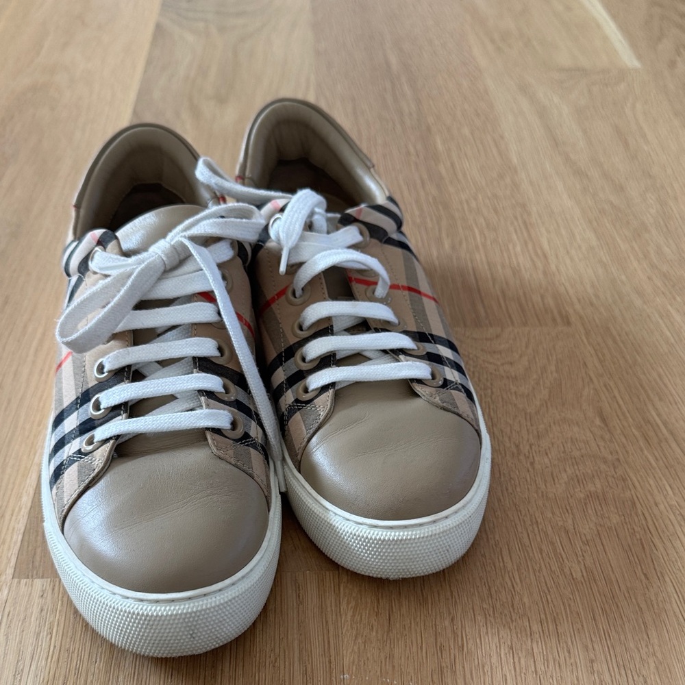 Burberry Sneakers 
Wore a handful of times
Very comfortable